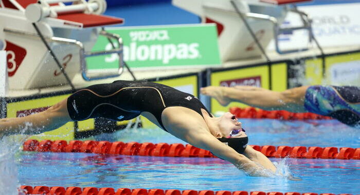 Regan Smith stabilisce nuovo record mondiale nei 100 dorso donne