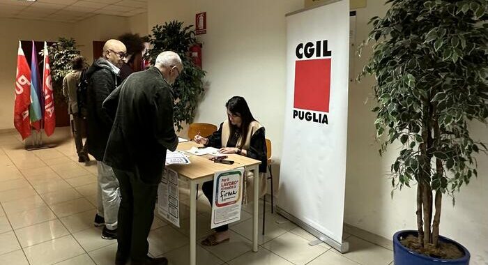 Riunione opposizioni con Cgil-Uil per referendum sull’Autonomia