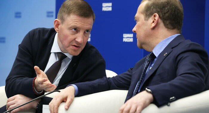 Turchak si dimette da segretario Russia Unita, subentra Yakushev