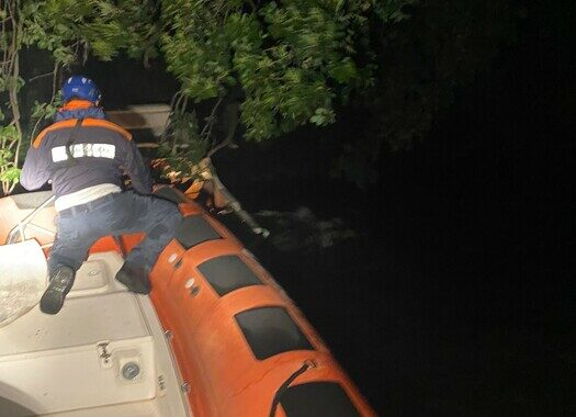 ++ Vento e onde sul lago di Como, salvate 45 persone ++
