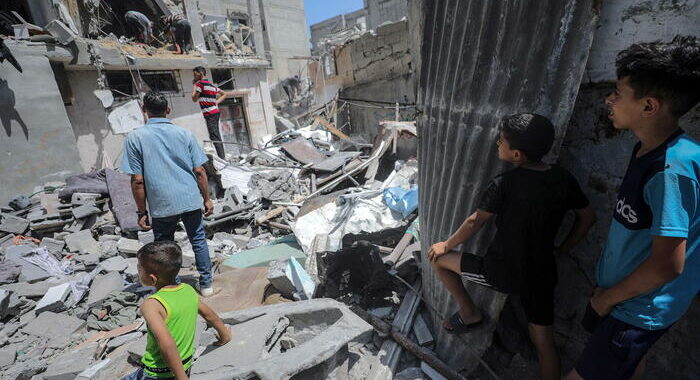 Wafa, ’10 palestinesi uccisi in raid di Israele a Gaza centro’