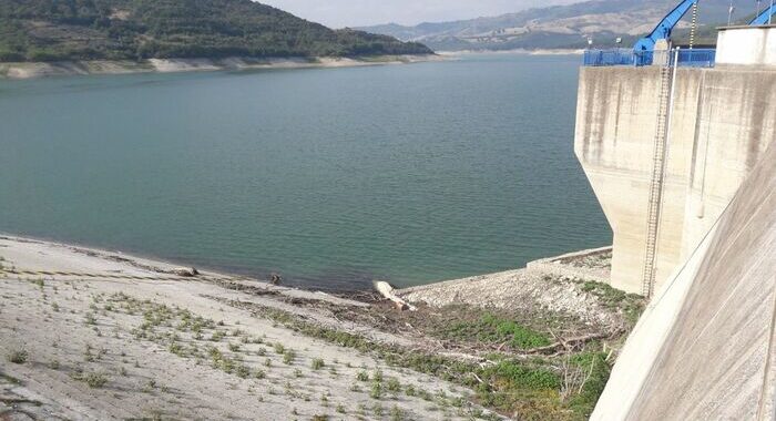 Anbi, fra 3 settimane niente acqua per i campi al Centrosud