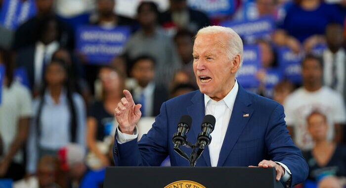 Biden, non possiamo essere così, tutti condannino violenza