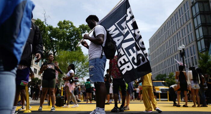 Black Lives Matter chiede primarie virtuali dem