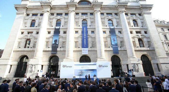 Borsa: Milano positiva (+0,68%), brillano Stm, Leonardo ed Eni