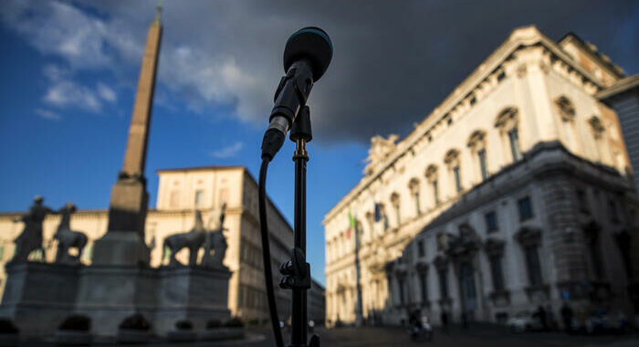 Consulta, ‘su genere non binario si esprima il legislatore’