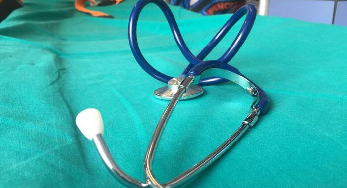 Estate,in metà reparti medicina interna personale cala 30%