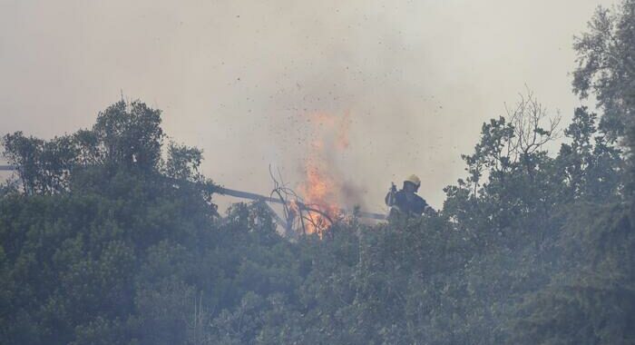 Incendio Roma: evacuati palazzi e Osservatorio astronomico