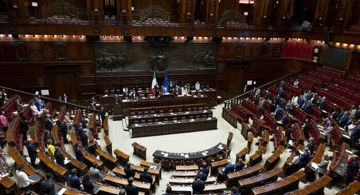 La Camera conferma il taglio dei vitalizi per gli ex deputati