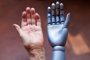 La pelle coltivata che renderà i robot più umani