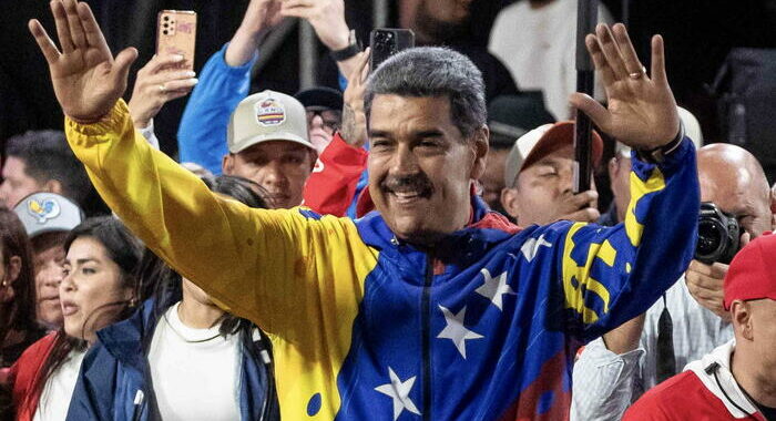 Maduro, ‘mi volevano uccidere, li abbiamo arrestati’