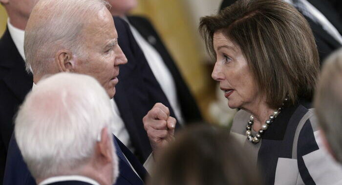 Pelosi: ‘Biden potrebbe convincersi presto a lasciare’