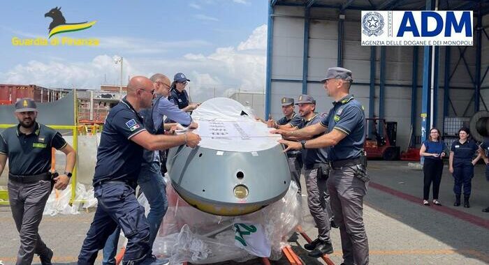 Sequestrate in porto Gioia Tauro parti di droni per uso bellico