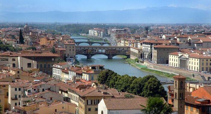 Tar, in centro Firenze decaduta norma stop affitti brevi