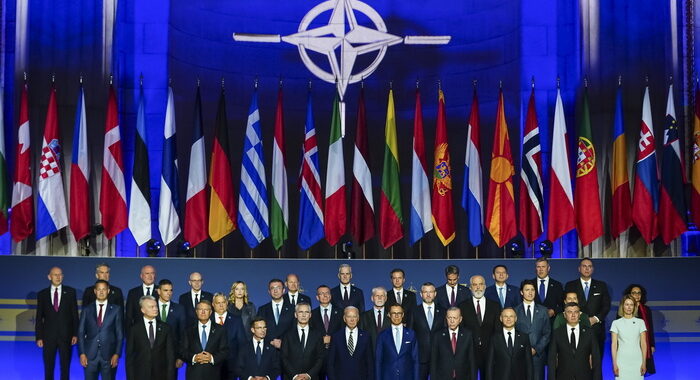 Ucraina, Nato: da Usa e alleati decine di sistemi di difesa aera