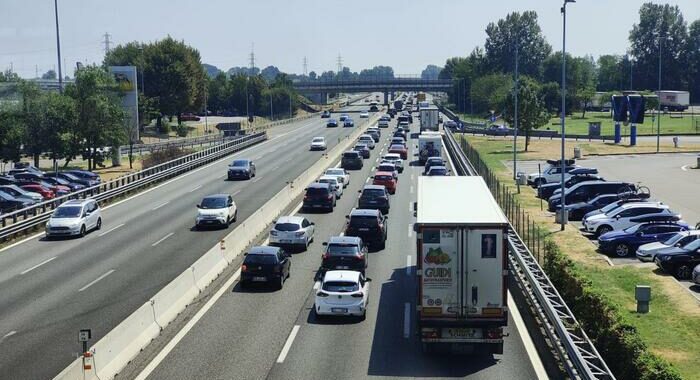 Anas, traffico molto intenso nel weekend di controesodo