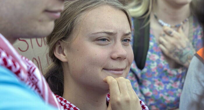 Attivista Greta Thunberg contro impianto gas in Norvegia