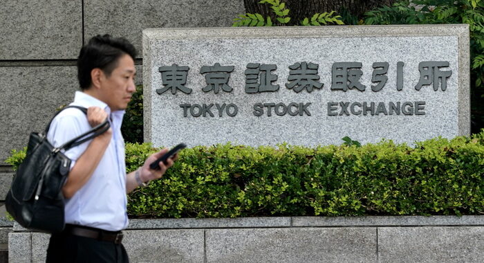 Borsa: Tokyo, apertura in forte rialzo (+2,88%)