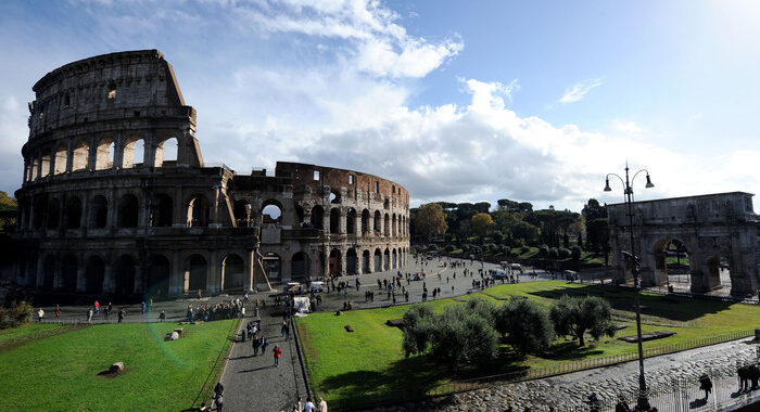 Ferragosto: oltre 100 mila visitatori per musei e luoghi cultura