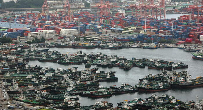 Giappone: il tifone Shanshan si abbatte sull’isola di Kyushu