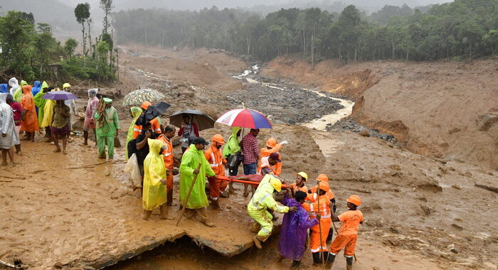 India: frane nel Kerala, il bilancio sale ad almeno 189 morti