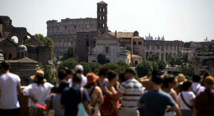 Inflazione turistica +4,1% luglio ma Italia meglio dell’Ue