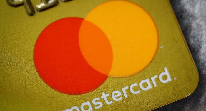 Mastercard taglia il 3% del personale, 1.000 persone