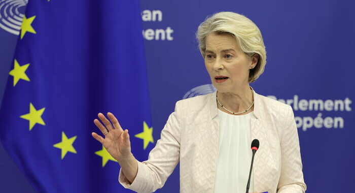 Von der Leyen, ‘scioccata per Solingen, fare chiarezza’