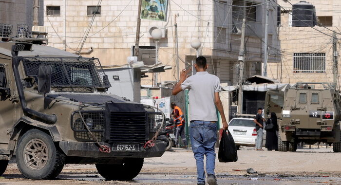 Wafa, ‘pesanti scontri tra uomini armati e l’Idf a Jenin’