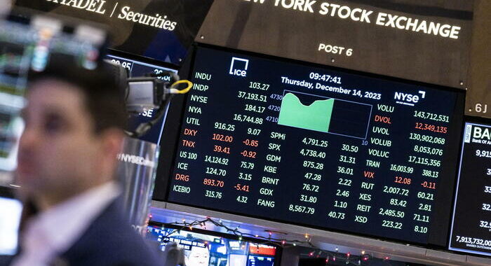Wall Street accelera, Dj +1,40%, Nasdaq +2,21%