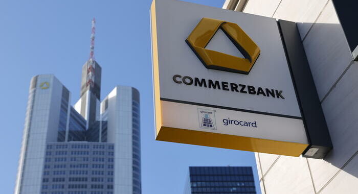 Ft, Commerzbank aperta a valutare l’integrazione con Unicredit