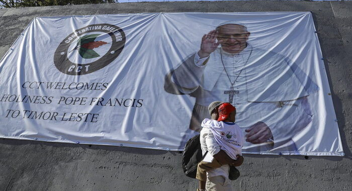 Il Papa a Timor Est,qui a confini del mondo ma al centro Vangelo