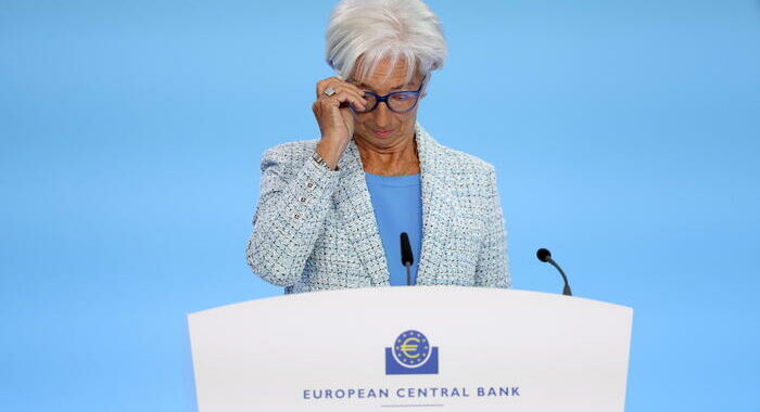 Lagarde, tassi Bce restano restrittivi finché necessario