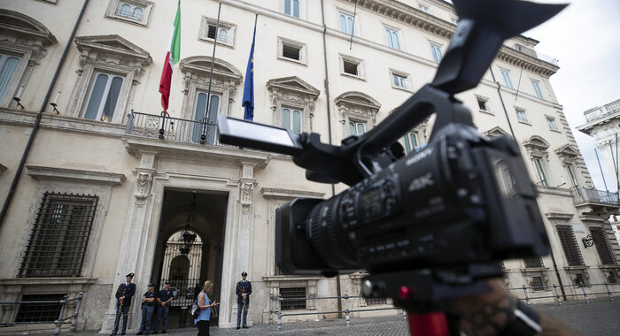 P.Chigi, proroga concessioni balneari fino a settembre 2027