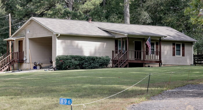 Usa, arrestato il padre del killer del liceo in Georgia